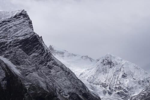 manaslu circuit trek
