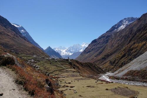 manaslu circuit trek