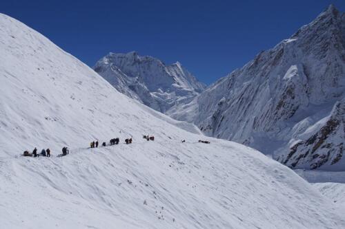 manaslu circuit trek