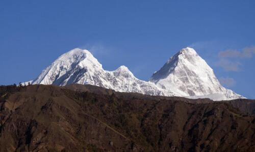 manaslu circuit trek