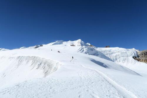 mera peak climbing