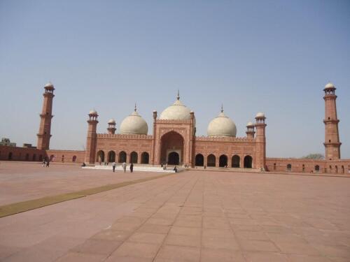 rangeela rickshaw walled city guided tour lahore