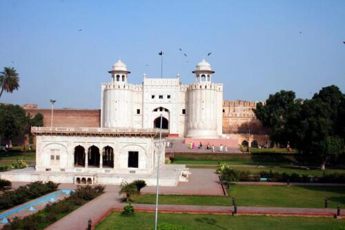 rangeela rickshaw walled city guided tour lahore