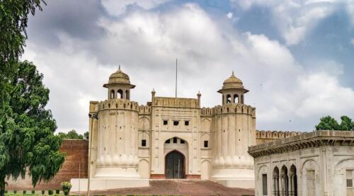rangeela rickshaw walled city guided tour lahore