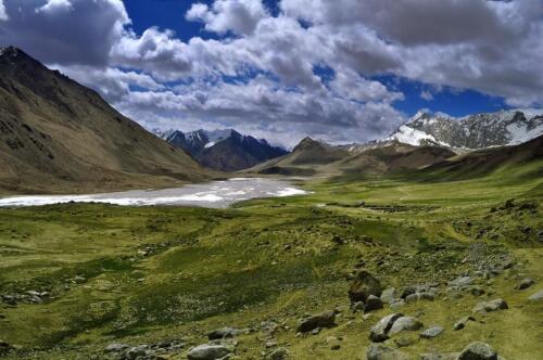 shimshal valley tour