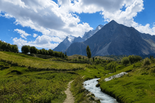 skardu tours & treks