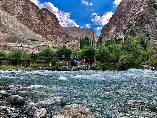 skardu tours & treks