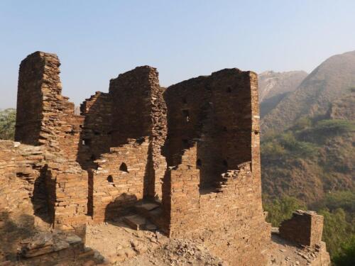 takhti bahi tour