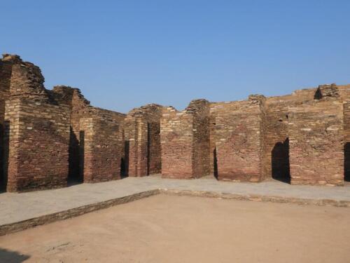 takhti bahi tour