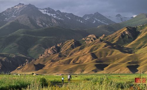 uzbekistan and kyrgyzstan tour from pakistan