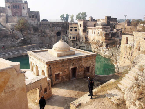 Katas Raj  Kallar Kahar Tour