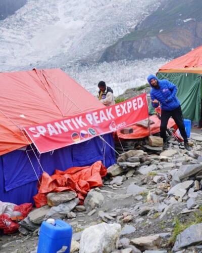 spantik peak expedition climb pakistan